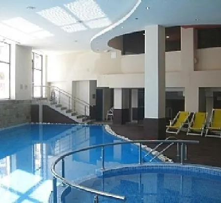アパート в комплекс Royal Towers バンスコ
