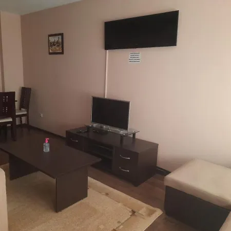 アパート в комплекс Royal Towers