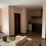 в комплекс Royal Towers Daire