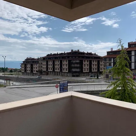 в комплекс Royal Towers Apartment