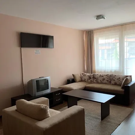 Apartment в комплекс Royal Towers *