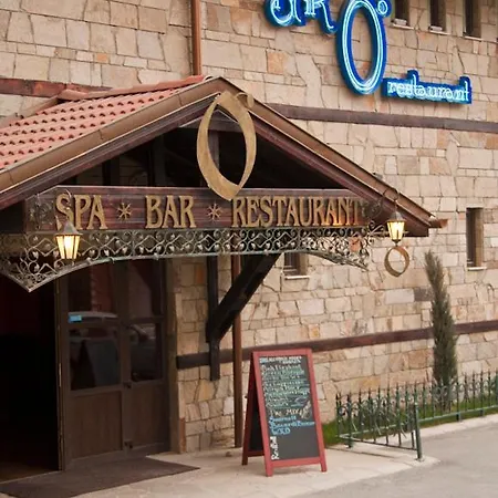 в комплекс Royal Towers *